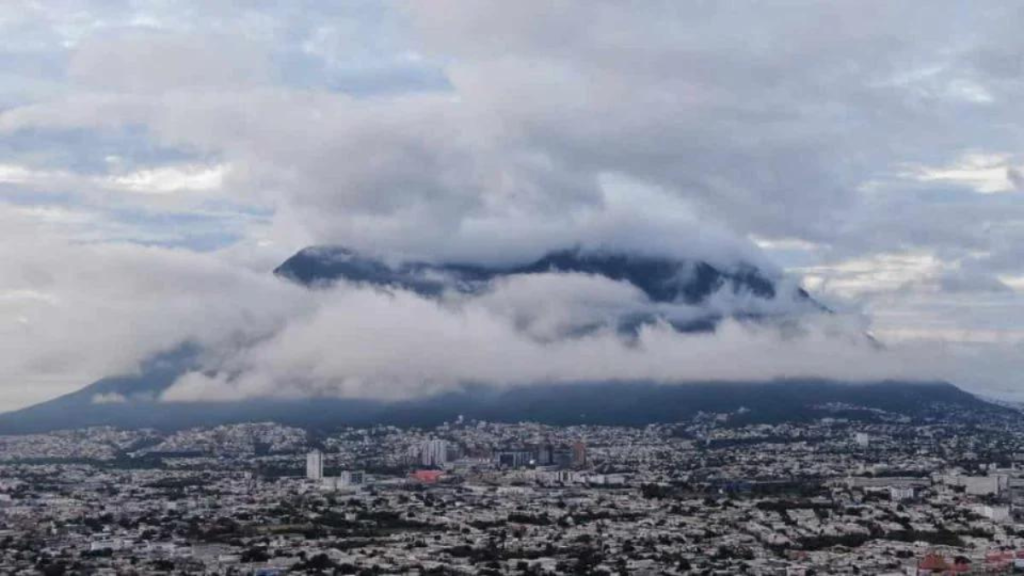 Monterrey › Capital Regia