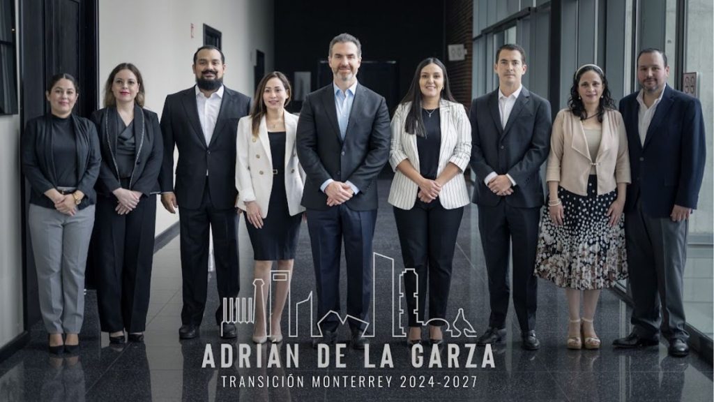 AdriÁn De La Garza Monterrey › Capital Regia