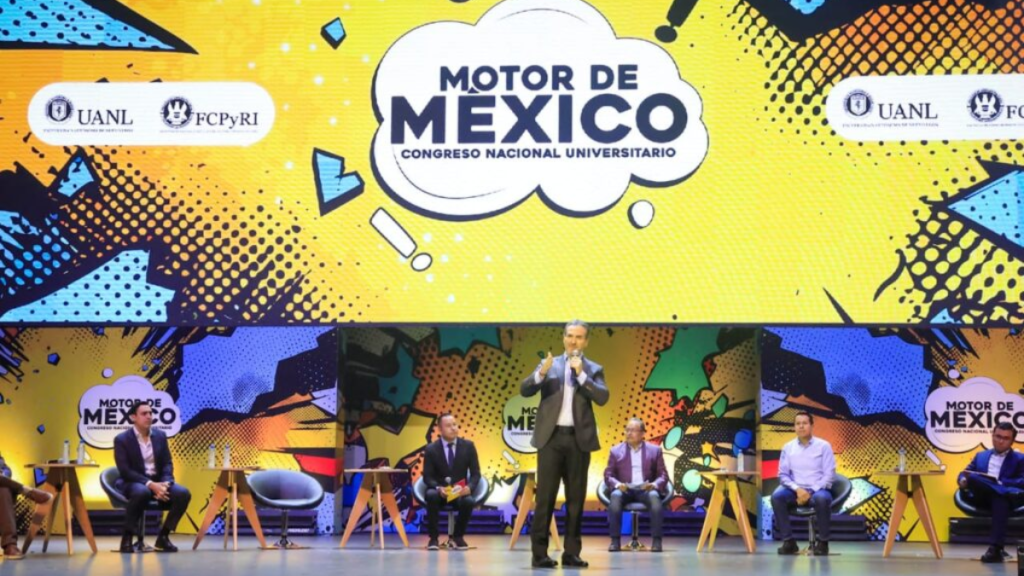 Adrián De La Garza, Alcalde De Monterrey, Se Presenta En Congreso Nacional Universitario "motor De México". › Capital Regia