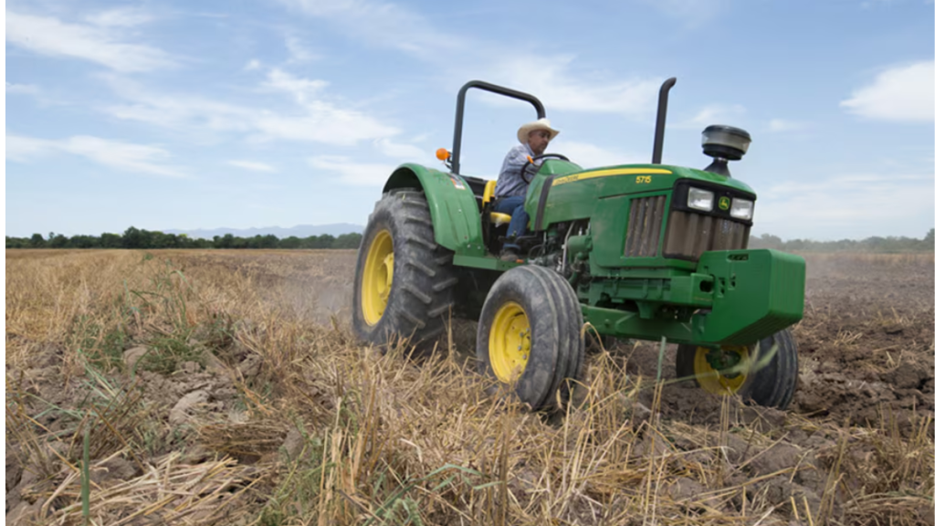 John-deere-responde-donald-trump › Capital Regia